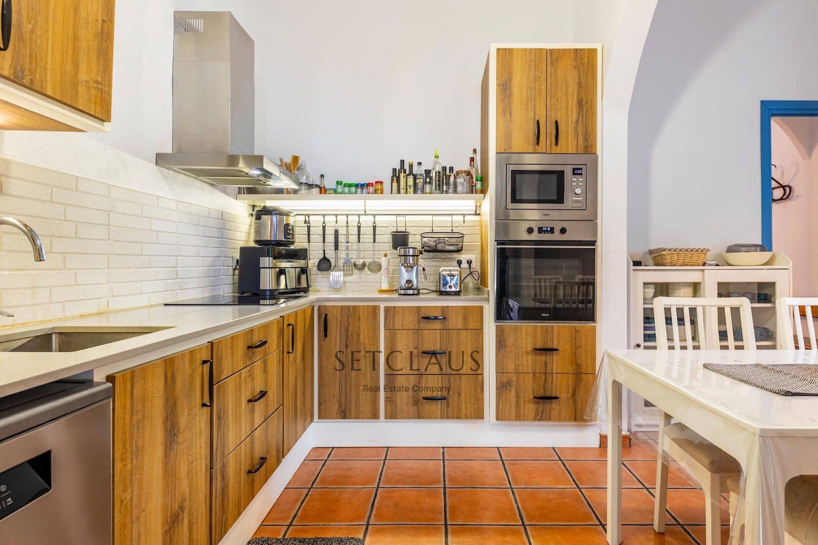 4 soverom Villa til salgs i Tiana med garasje - € 980 000 (Ref: 9325632)