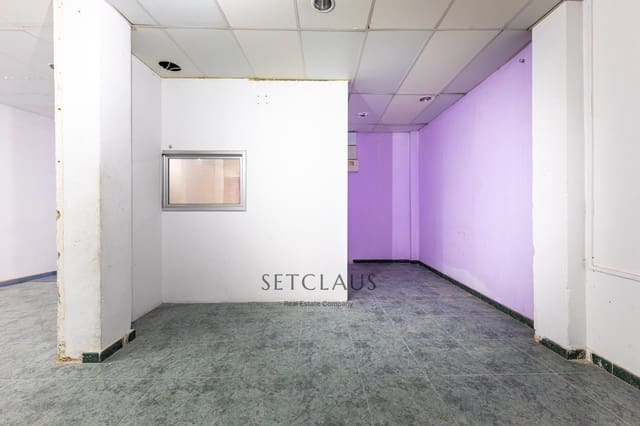 Commercial for rent in Mataró - € 605 (Ref: 9331296)