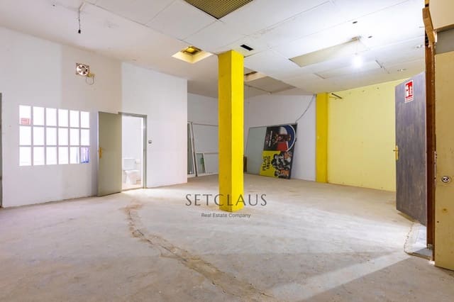 Commercial for rent in Mataró - € 605 (Ref: 9331296)