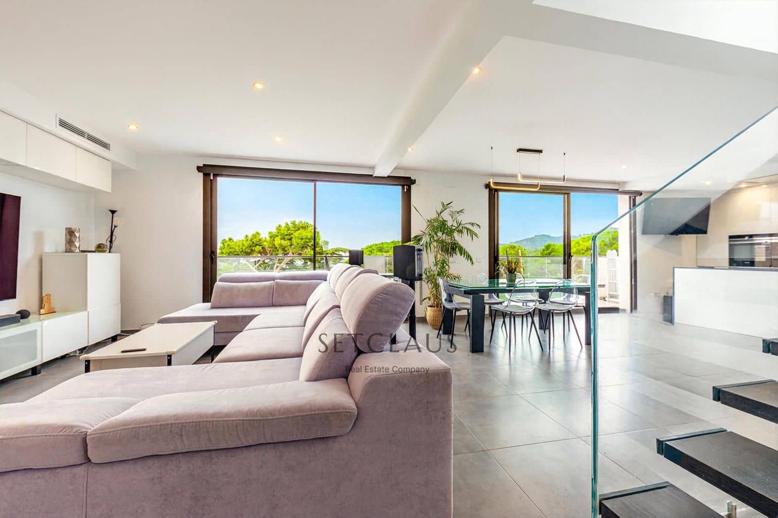 5 soverom Villa til salgs i Badalona med svømmebasseng garasje - € 1 375 000 (Ref: 9331868)