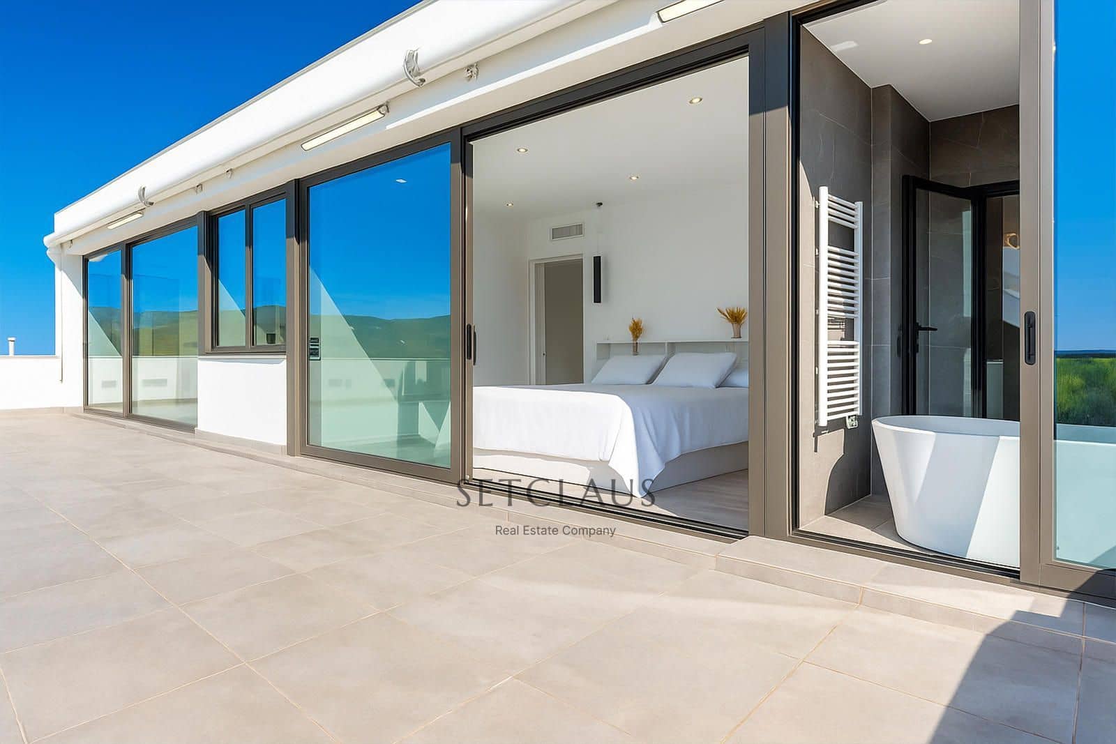 5 soverom Villa til salgs i Badalona med svømmebasseng garasje - € 1 375 000 (Ref: 9331868)