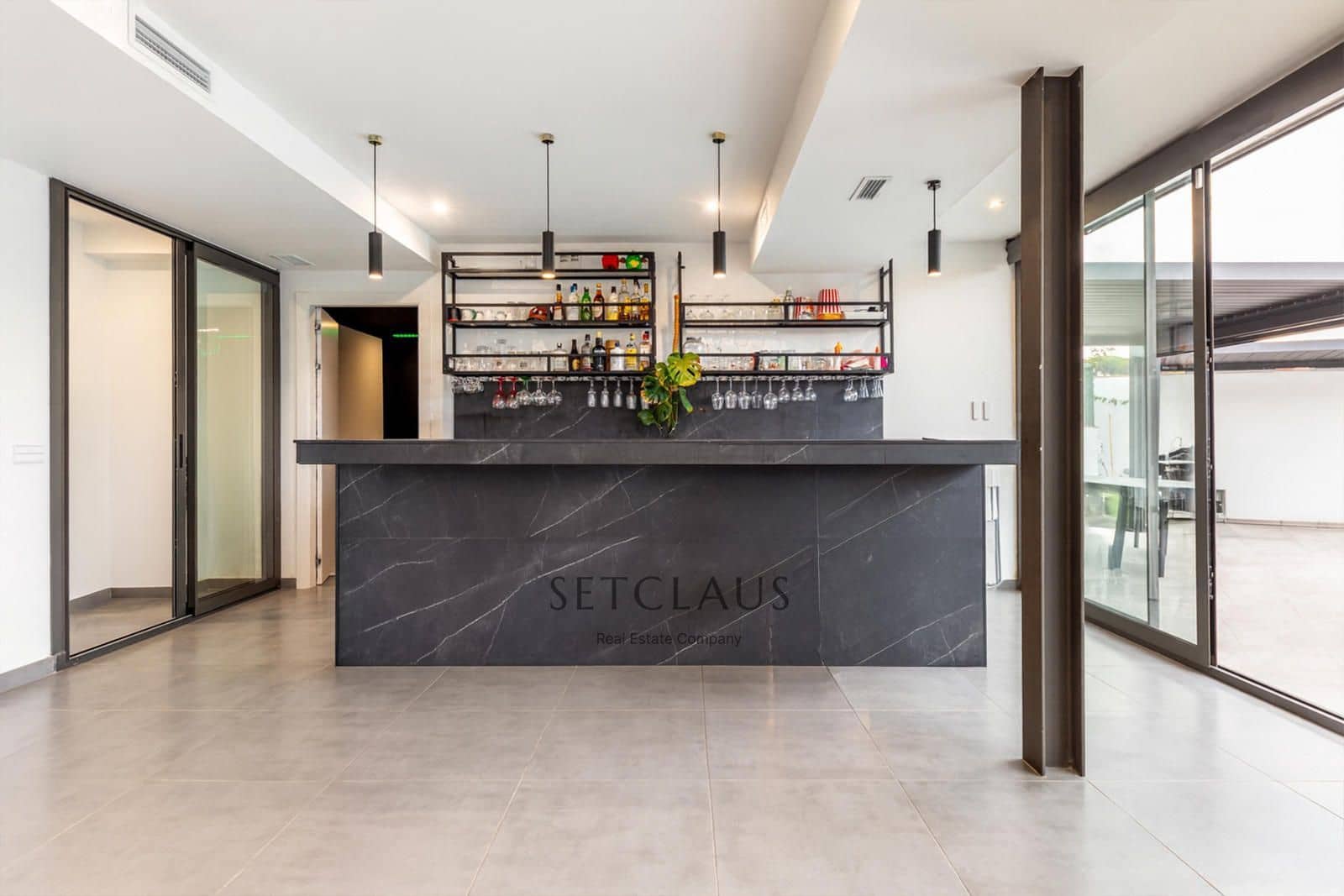 5 soverom Villa til salgs i Badalona med svømmebasseng garasje - € 1 375 000 (Ref: 9331868)