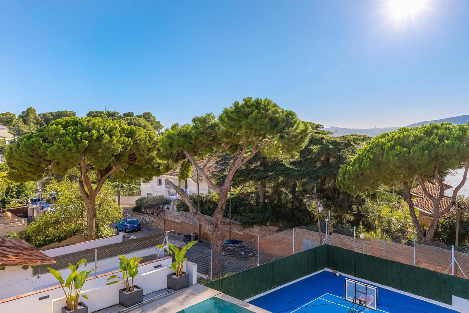 5 soverom Villa til salgs i Badalona med svømmebasseng garasje - € 1 375 000 (Ref: 9331868)