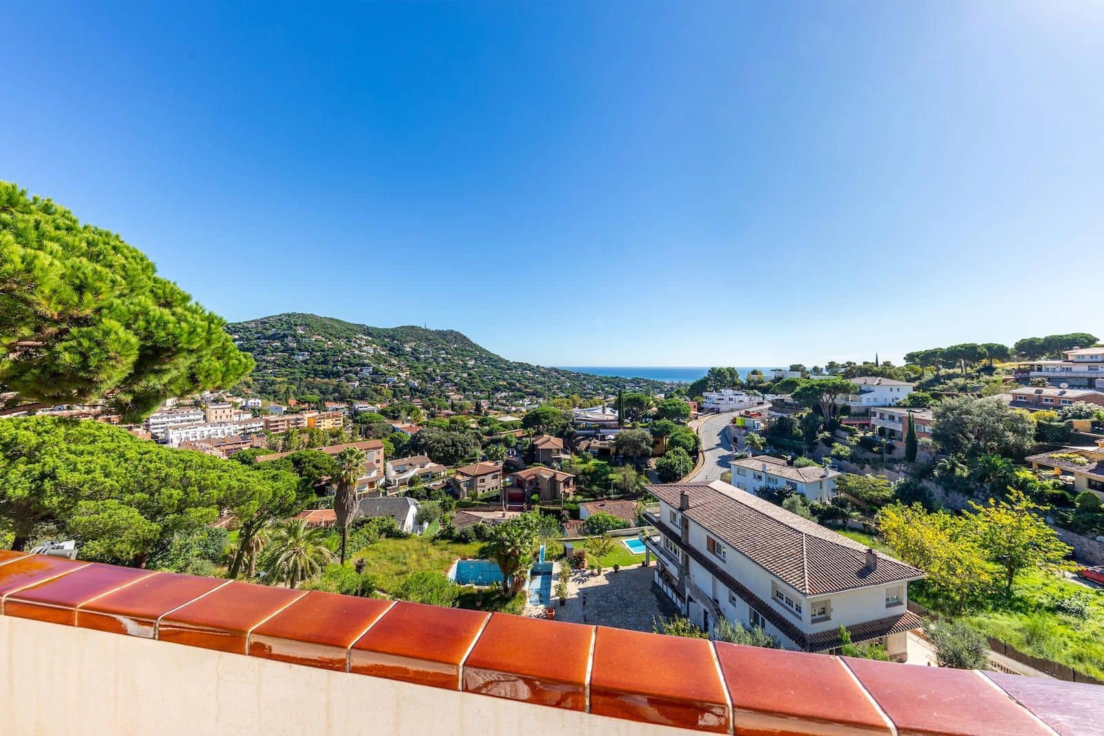 5 soveværelse Villa til salg i Cabrils med swimmingpool garage - € 770.000 (Ref: 9332747)