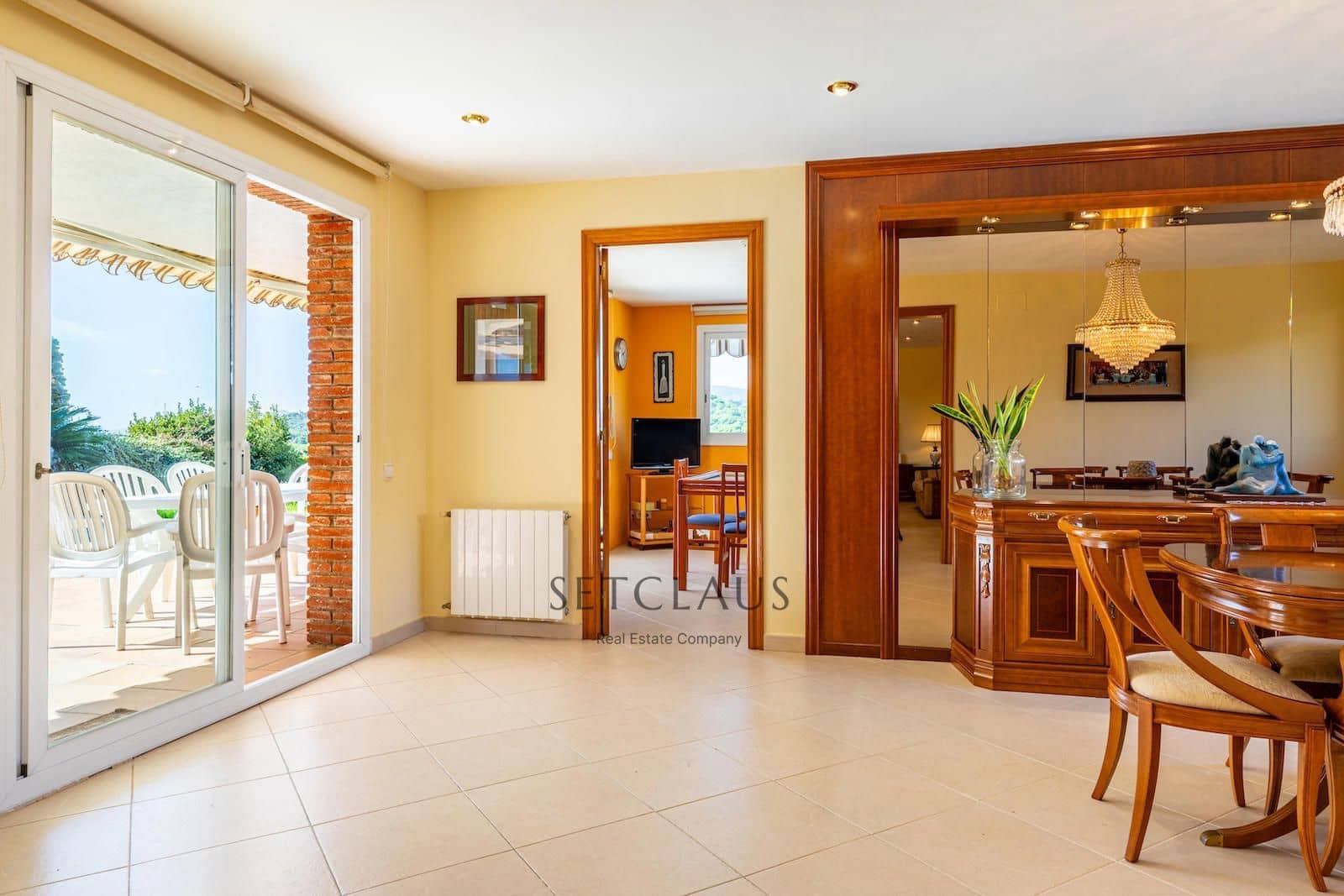 5 slaapkamer Villa te koop in Caldes d'Estrac met zwembad garage - € 830.000 (Ref: 9343607)