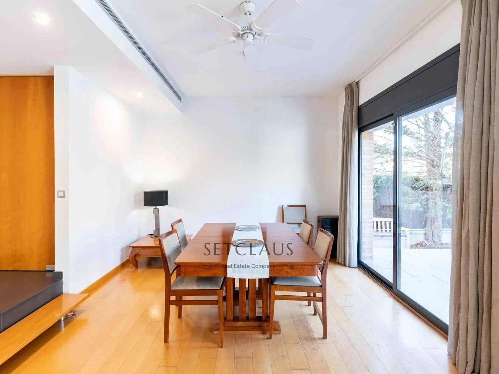 5 bedroom Villa for sale in Alella with pool garage - € 1,100,000 (Ref: 9345704)