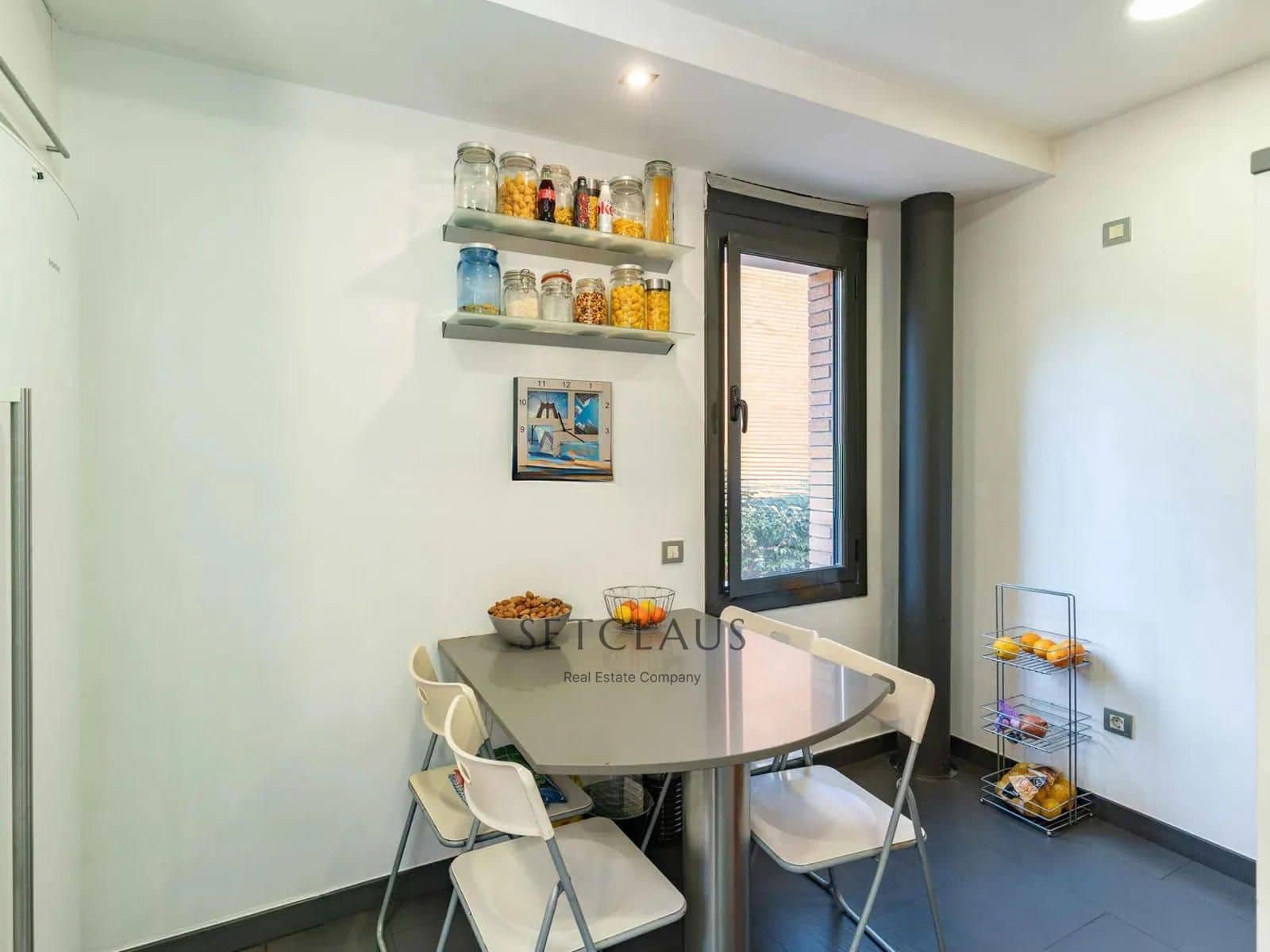 5 bedroom Villa for sale in Alella with pool garage - € 1,100,000 (Ref: 9345704)