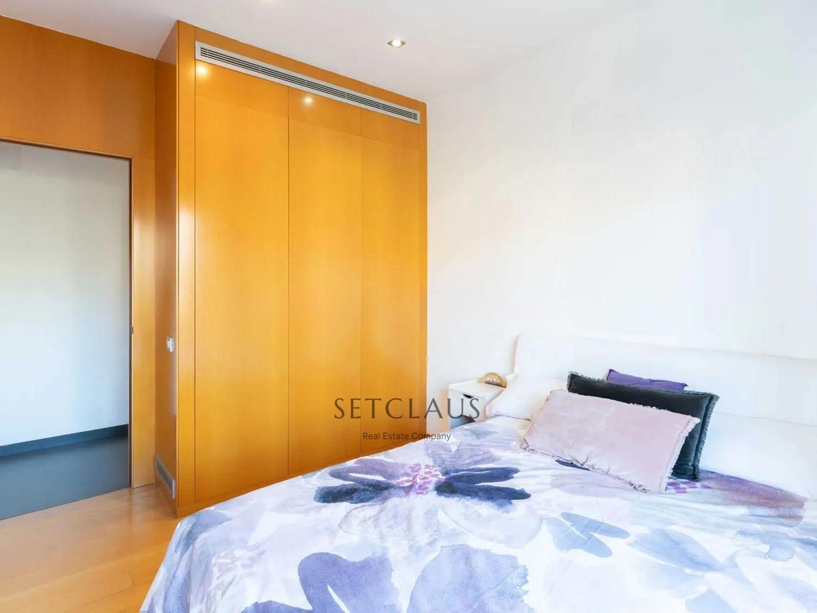 5 bedroom Villa for sale in Alella with pool garage - € 1,100,000 (Ref: 9345704)