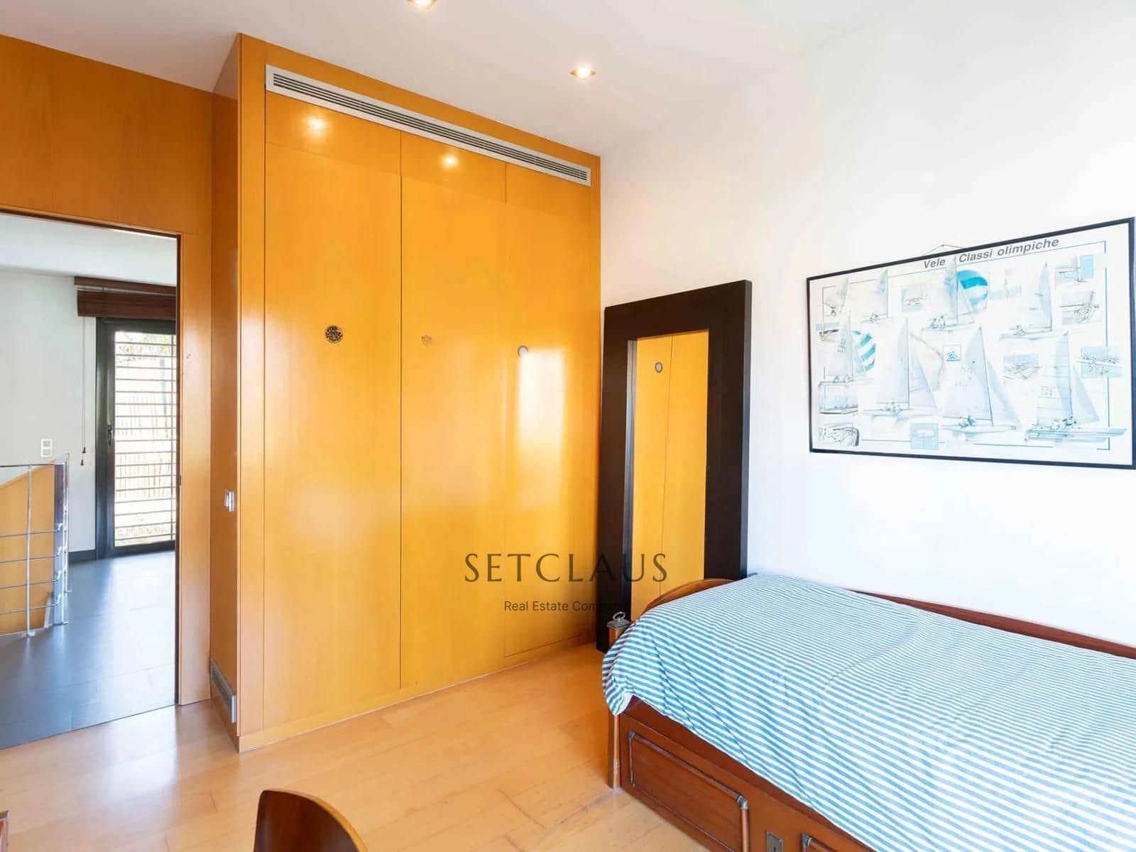 5 bedroom Villa for sale in Alella with pool garage - € 1,100,000 (Ref: 9345704)