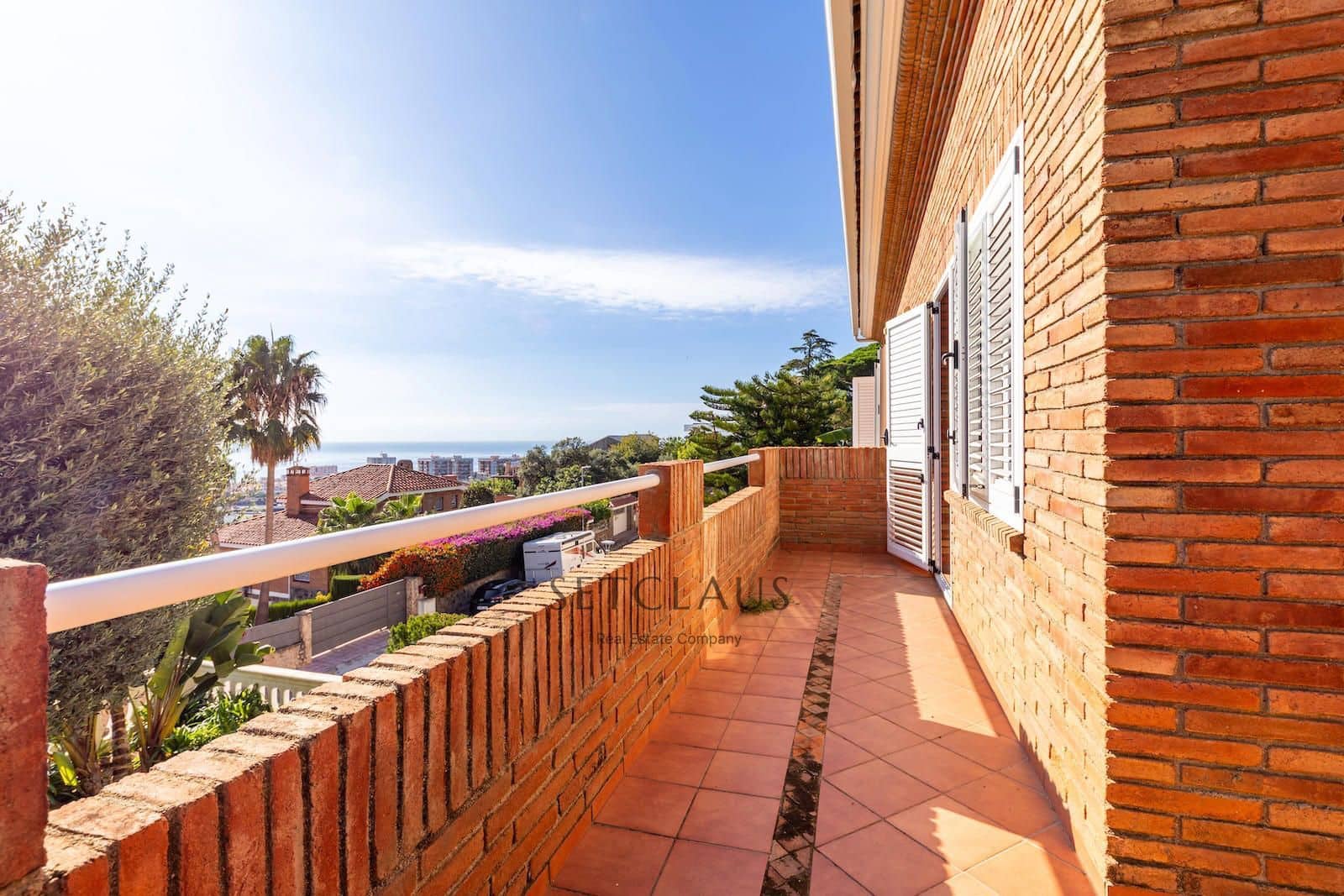 6 soverom Villa til salgs i Teia med garasje - € 1 490 000 (Ref: 9348668)