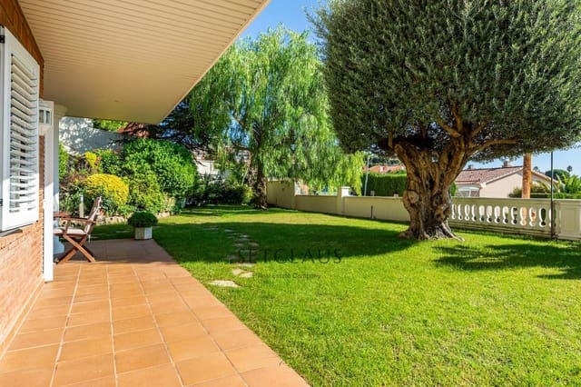 6 soverom Villa til salgs i Teià med garasje - € 1 490 000 (Ref: 9348668)