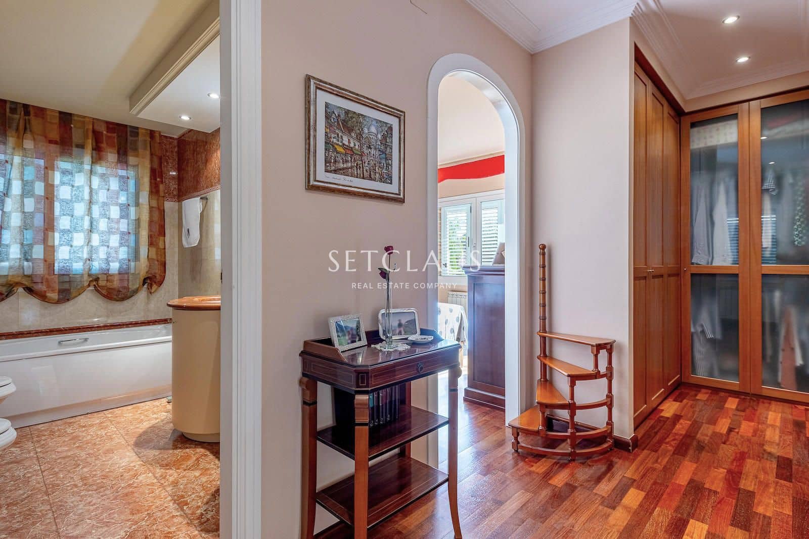 6 bedroom Villa for sale in Teia with garage - € 1,350,000 (Ref: 9348668)