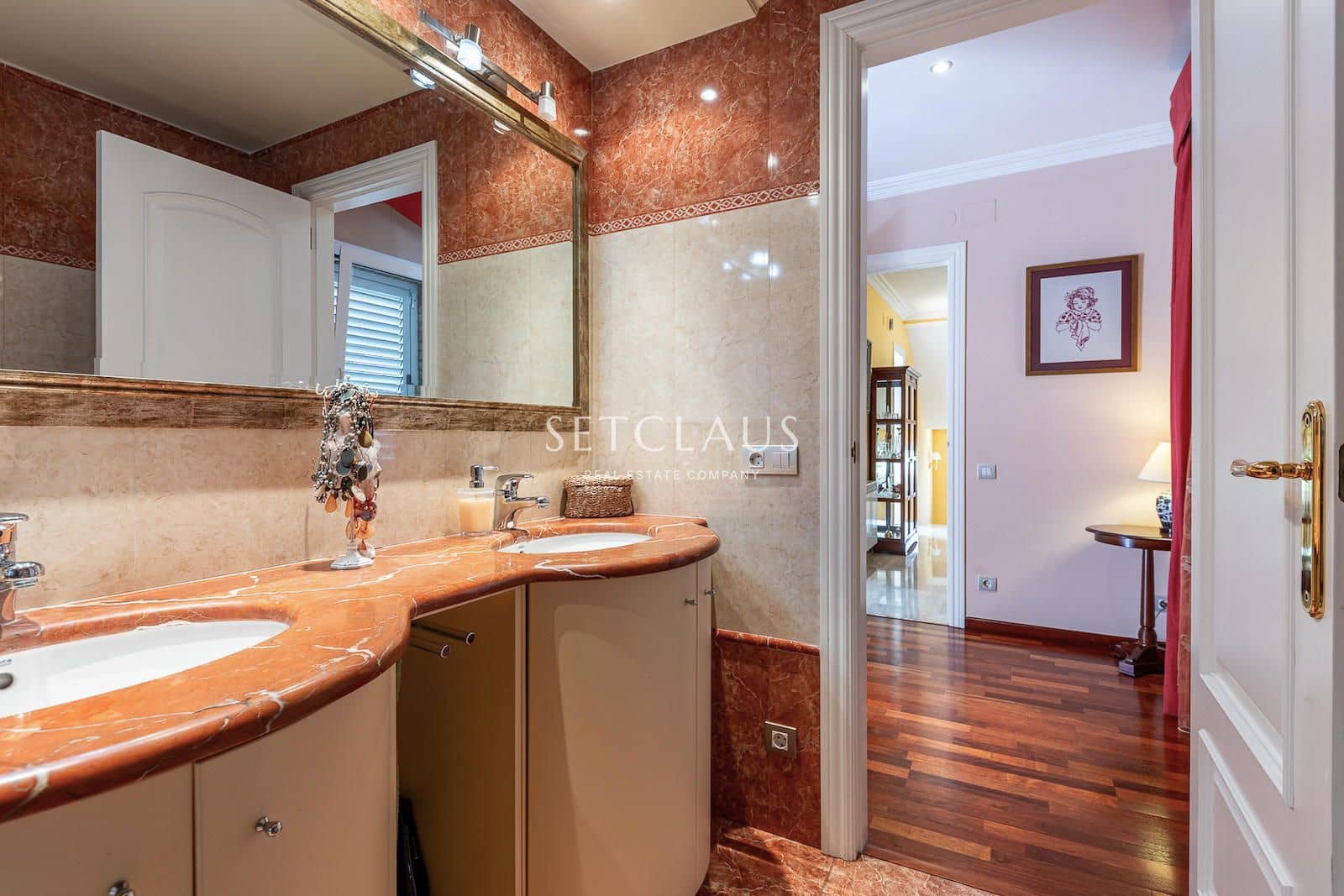 6 bedroom Villa for sale in Teia with garage - € 1,350,000 (Ref: 9348668)