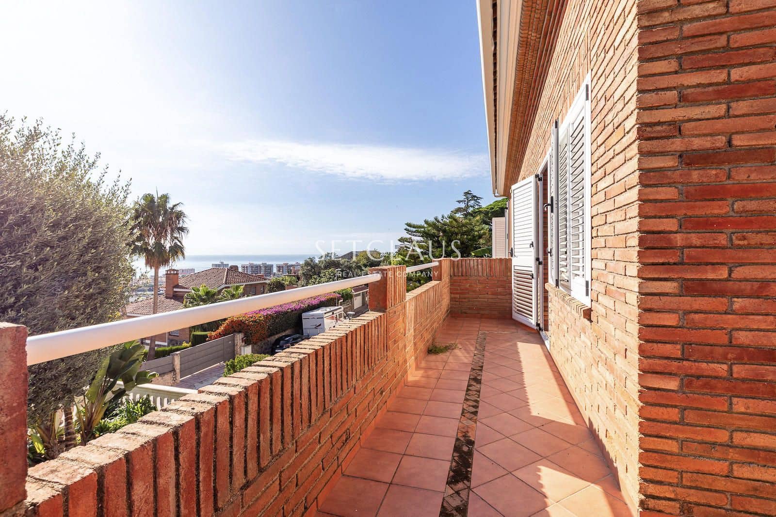 6 bedroom Villa for sale in Teia with garage - € 1,350,000 (Ref: 9348668)