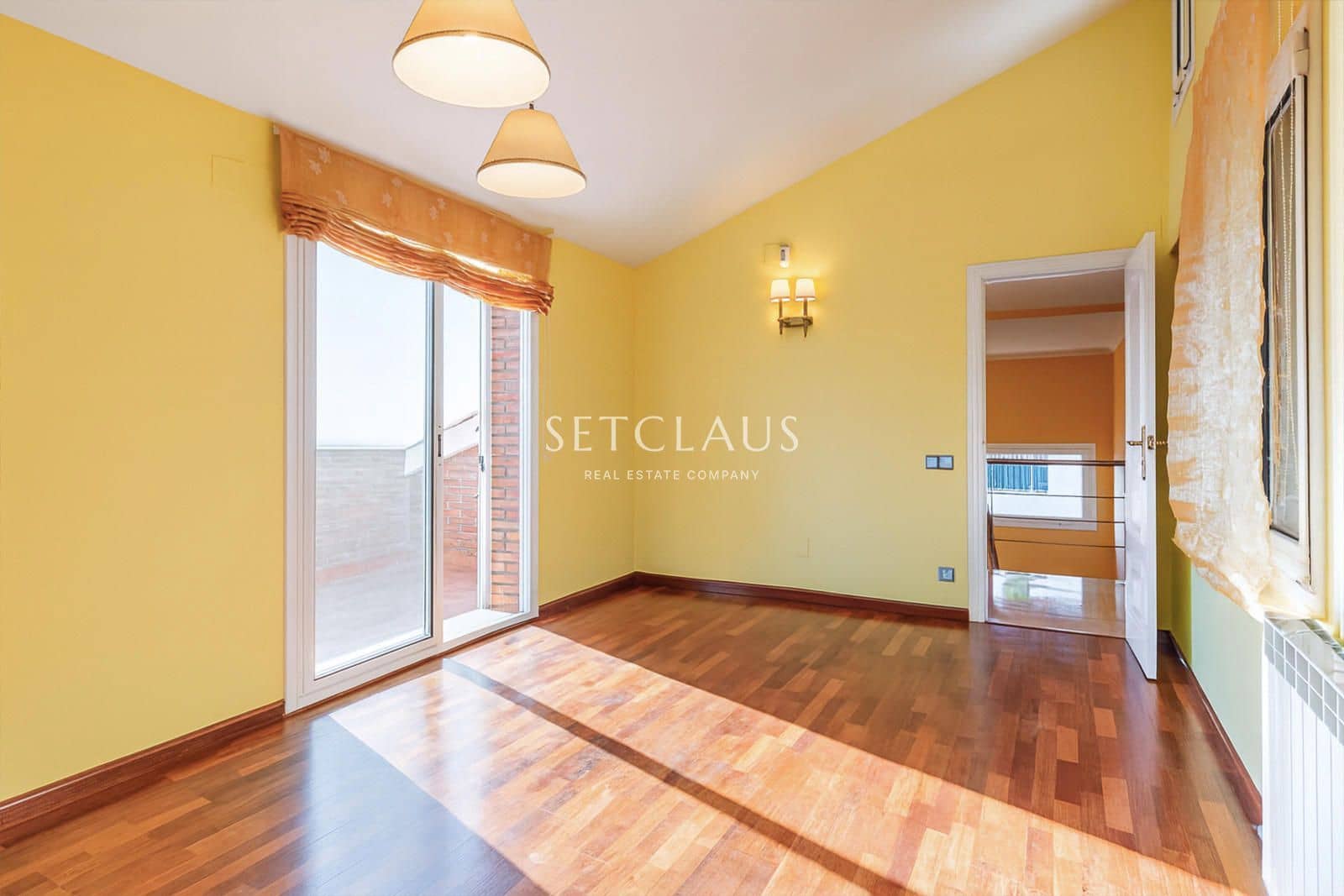 6 bedroom Villa for sale in Teia with garage - € 1,350,000 (Ref: 9348668)