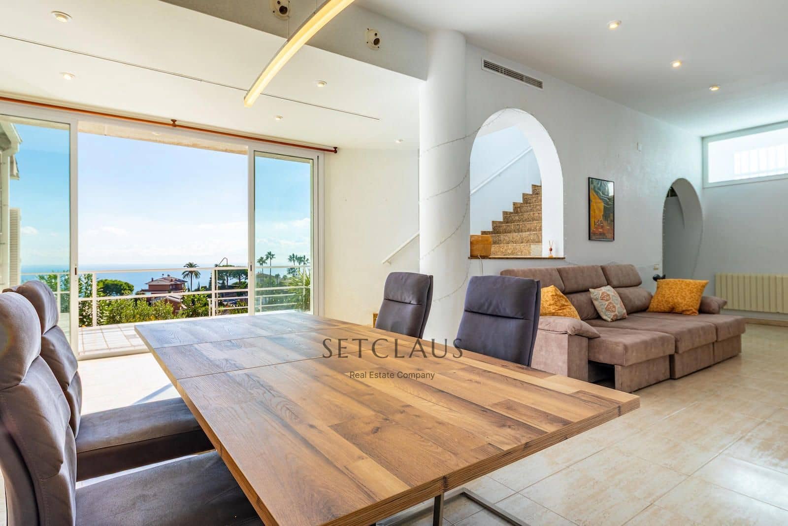 7 sypialnia Willa na sprzedaż w Alella z basenem garażem - 1 200 000 € (Ref: 9354527)