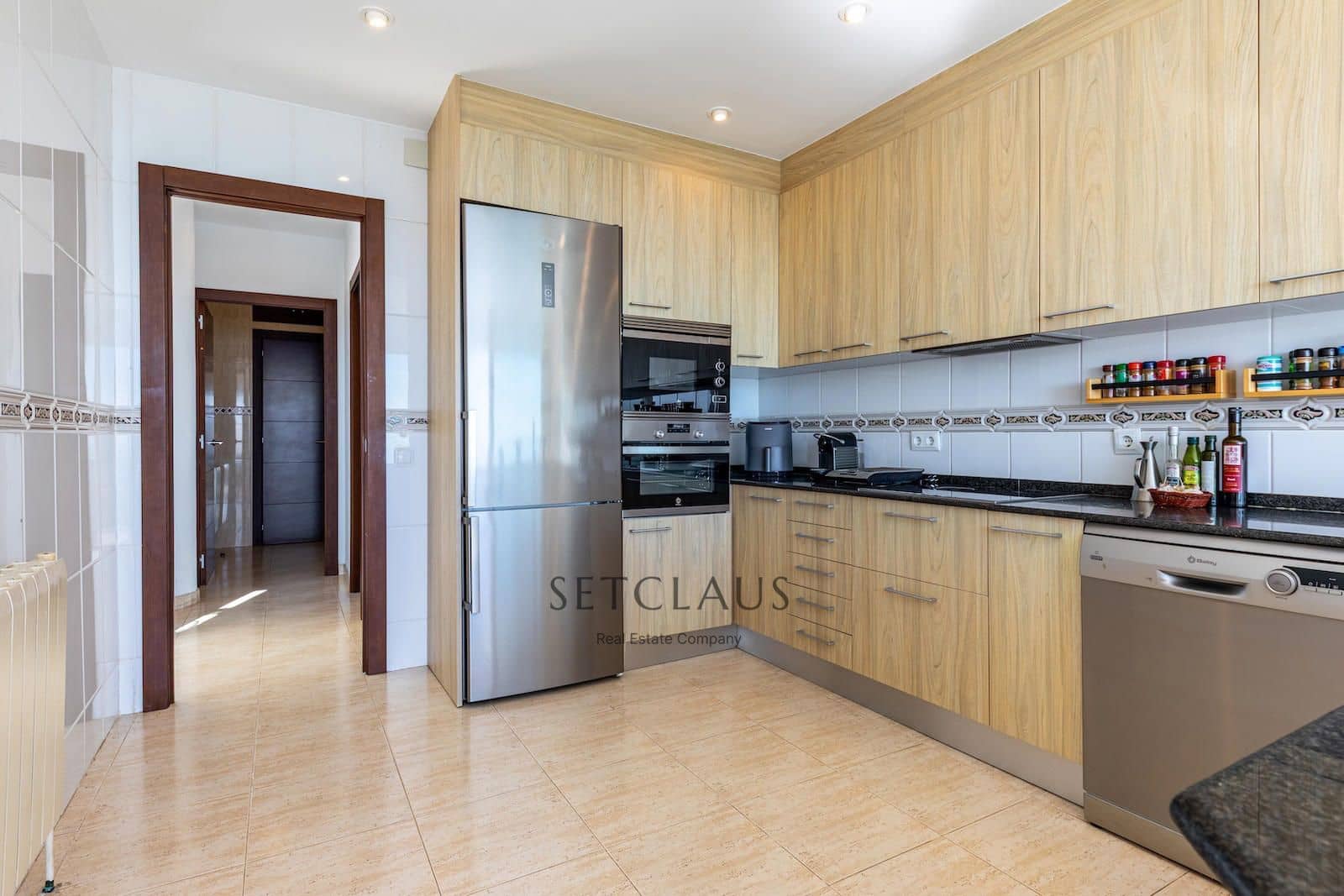 7 sypialnia Willa na sprzedaż w Alella z basenem garażem - 1 200 000 € (Ref: 9354527)