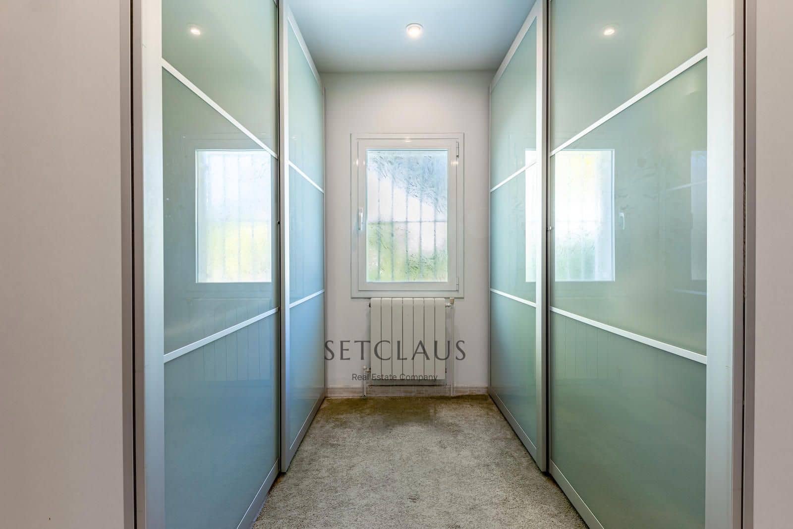 7 sypialnia Willa na sprzedaż w Alella z basenem garażem - 1 200 000 € (Ref: 9354527)