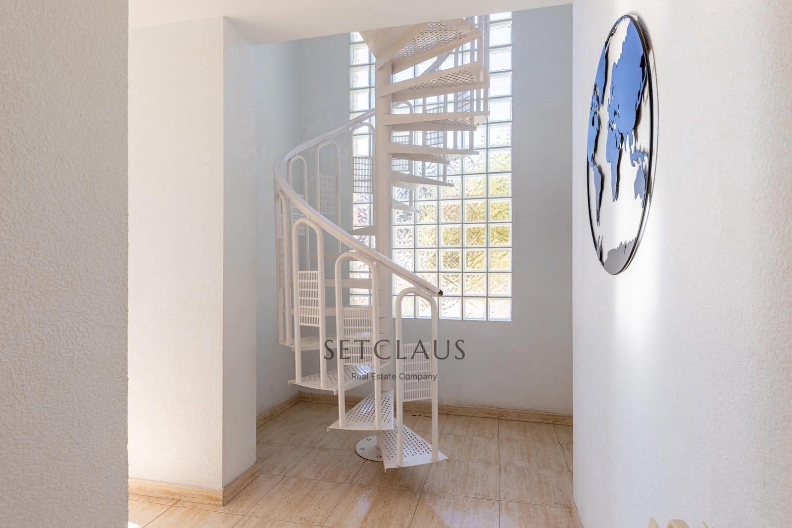 7 sypialnia Willa na sprzedaż w Alella z basenem garażem - 1 200 000 € (Ref: 9354527)