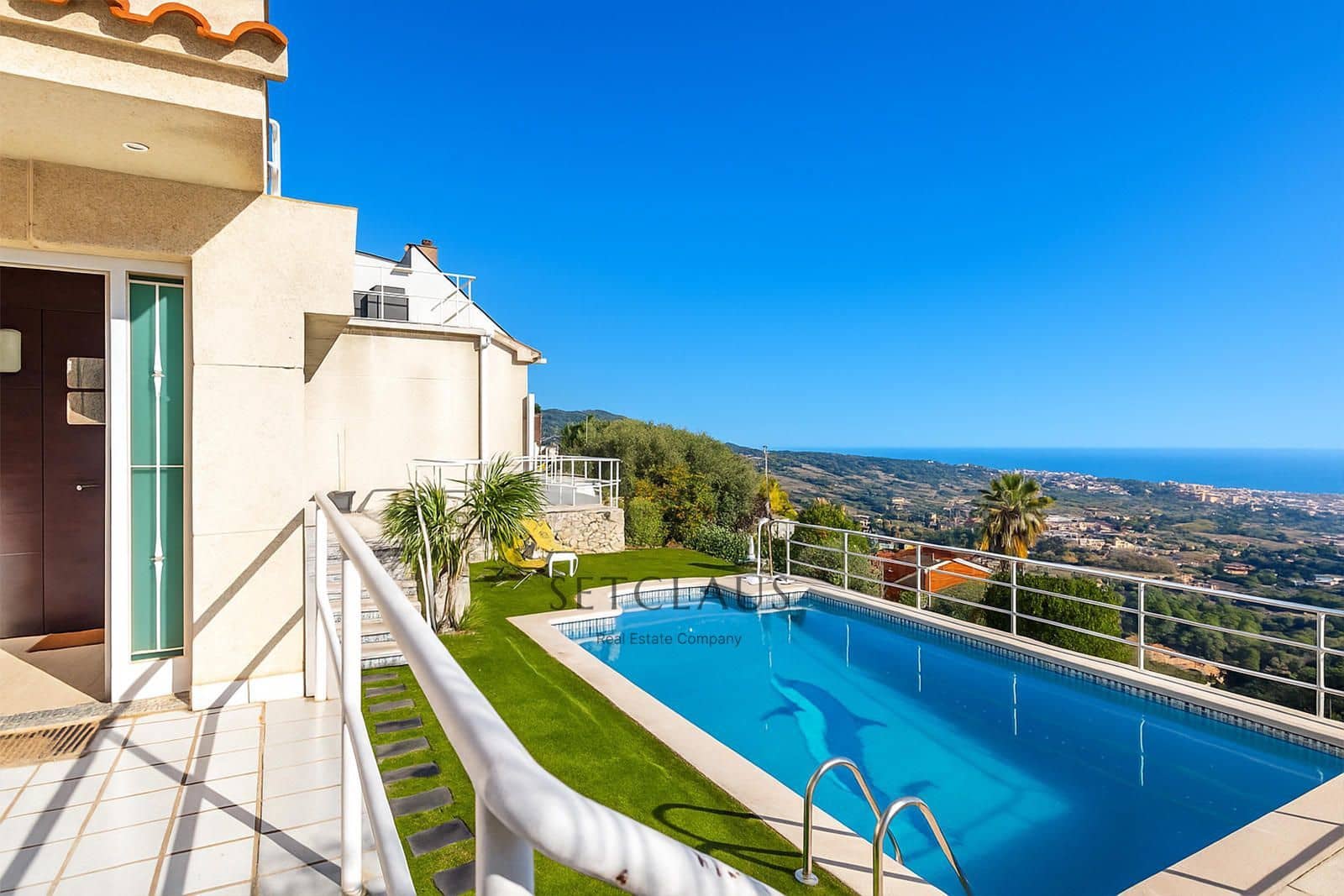 7 sypialnia Willa na sprzedaż w Alella z basenem garażem - 1 200 000 € (Ref: 9354527)