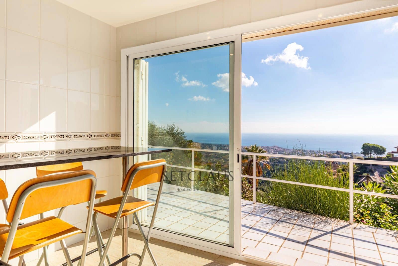 7 sypialnia Willa na sprzedaż w Alella z basenem garażem - 1 200 000 € (Ref: 9354527)