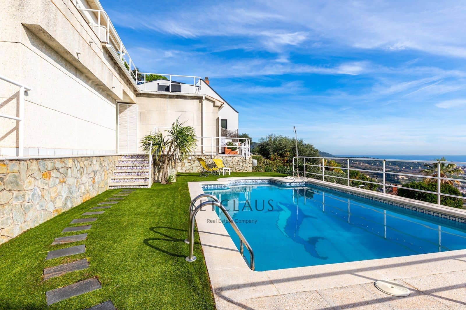 7 sypialnia Willa na sprzedaż w Alella z basenem garażem - 1 200 000 € (Ref: 9354527)