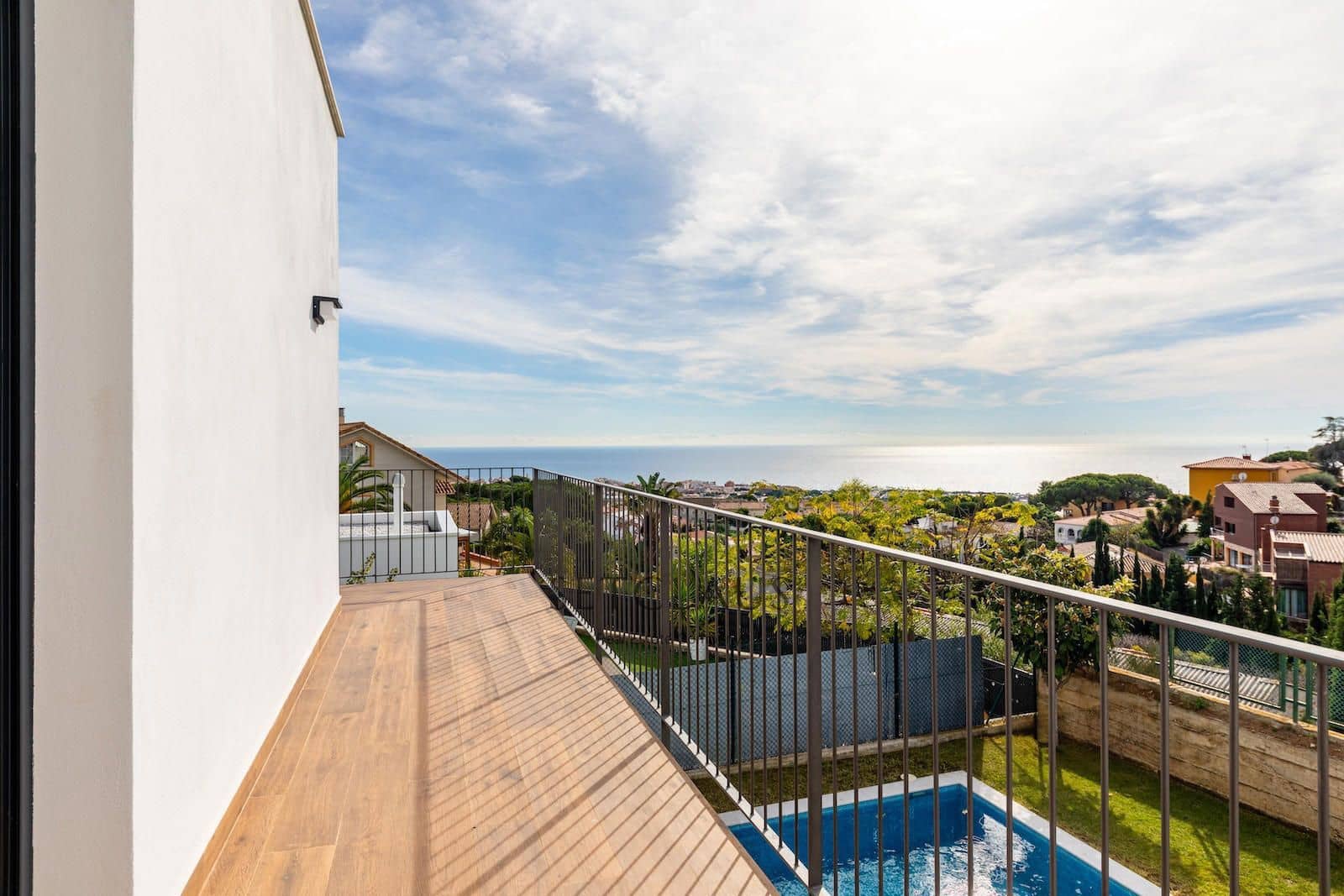 6 soverom Villa til salgs i Premia de Dalt med svømmebasseng garasje - € 1 450 000 (Ref: 9357745)