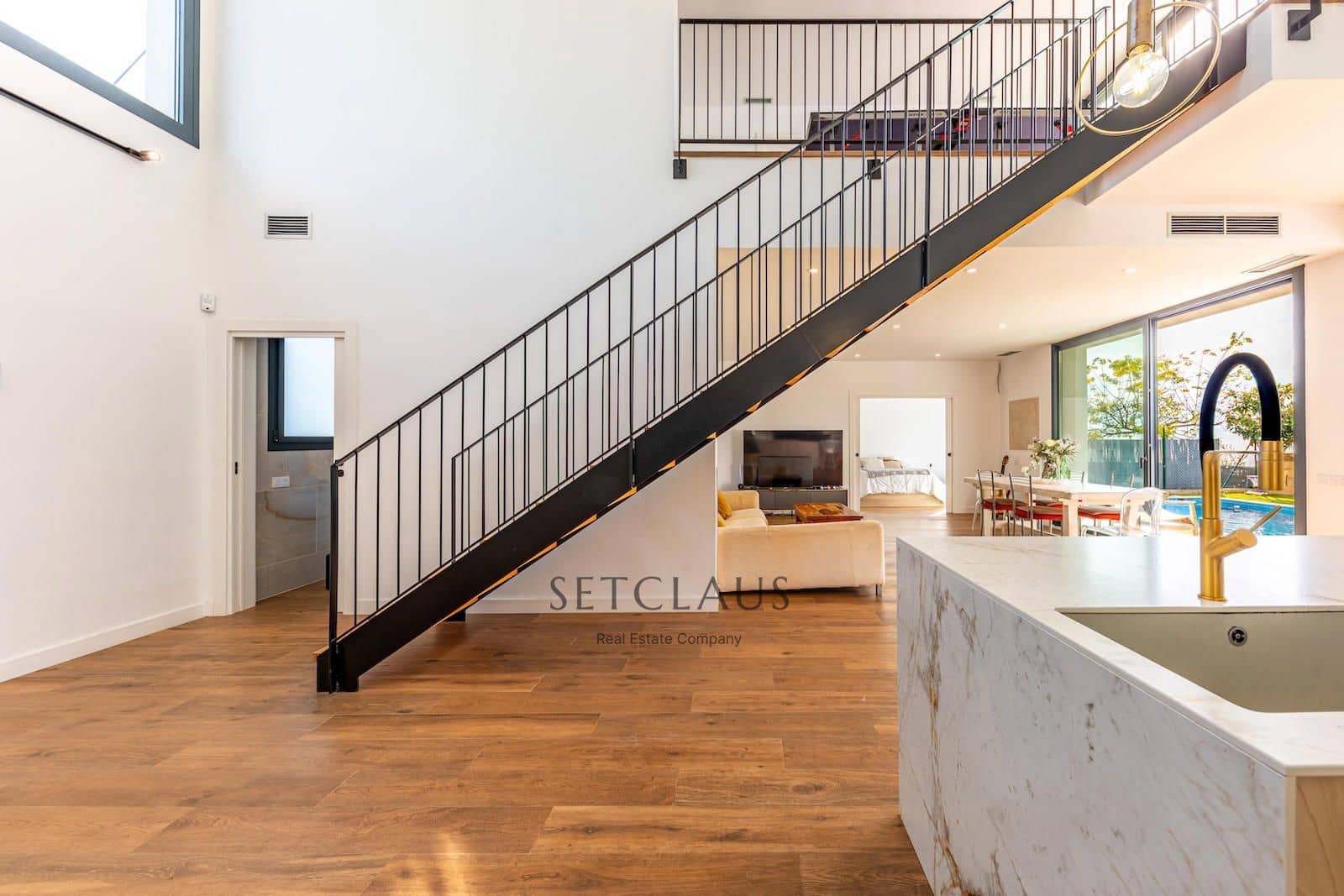 6 soverom Villa til salgs i Premia de Dalt med svømmebasseng garasje - € 1 450 000 (Ref: 9357745)