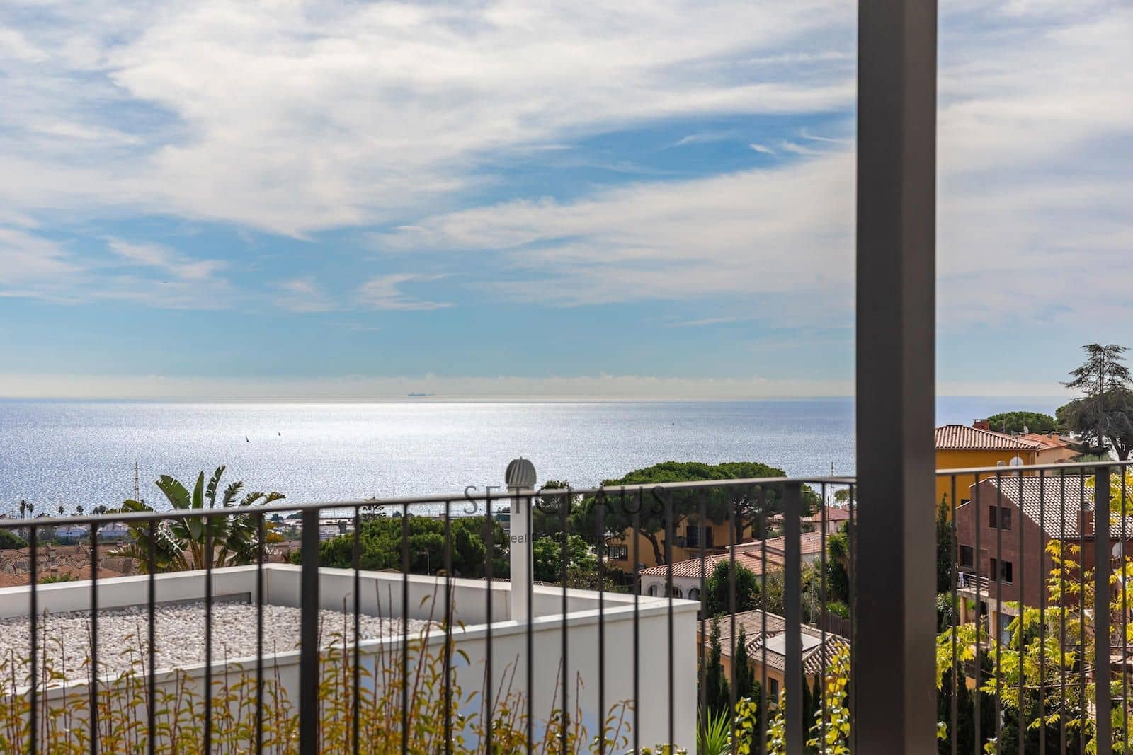 6 soverom Villa til salgs i Premia de Dalt med svømmebasseng garasje - € 1 450 000 (Ref: 9357745)