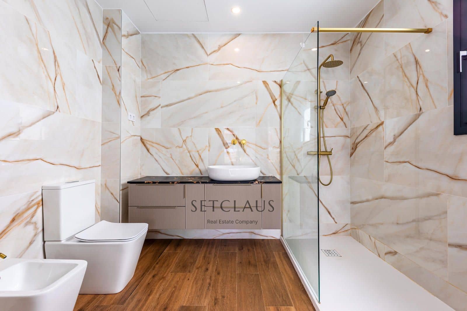 6 soverom Villa til salgs i Premia de Dalt med svømmebasseng garasje - € 1 450 000 (Ref: 9357745)