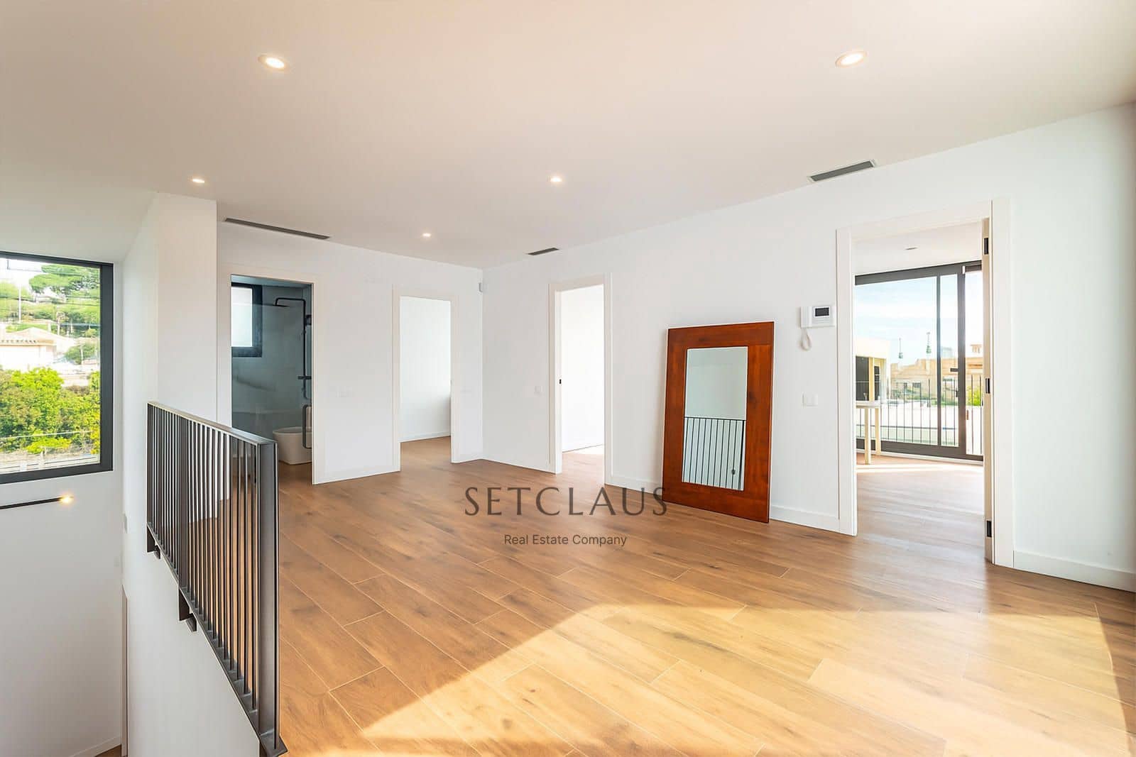 6 soverom Villa til salgs i Premia de Dalt med svømmebasseng garasje - € 1 450 000 (Ref: 9357745)