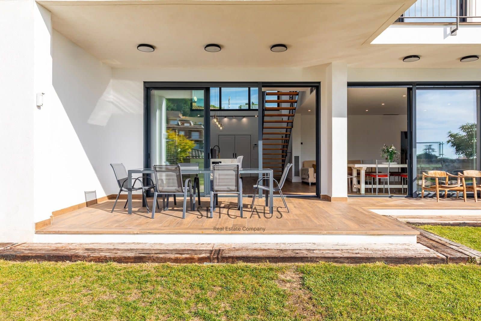 6 soverom Villa til salgs i Premia de Dalt med svømmebasseng garasje - € 1 450 000 (Ref: 9357745)