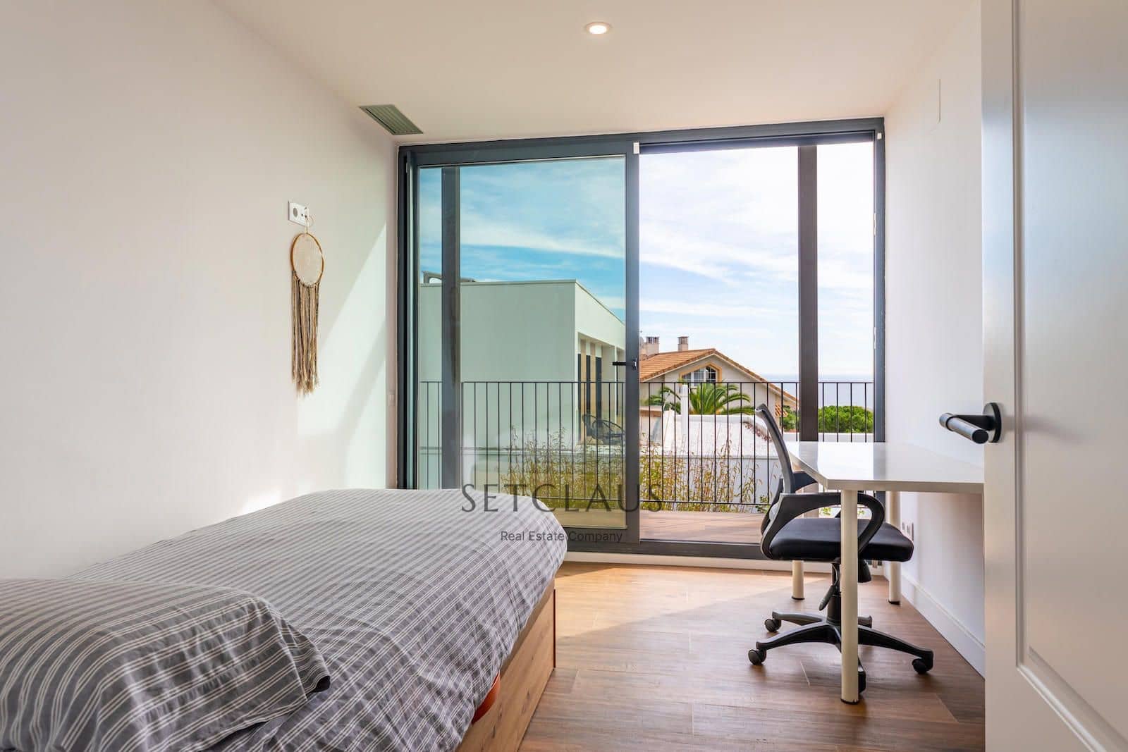 6 soverom Villa til salgs i Premia de Dalt med svømmebasseng garasje - € 1 450 000 (Ref: 9357745)