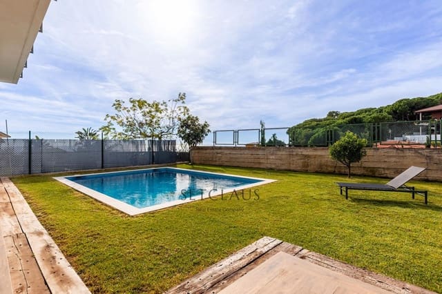 6 makuuhuone Huvila myytävänä paikassa Premià de Dalt mukana uima-altaan 
autotalli - 1 450 000 € (Ref: 9357745)