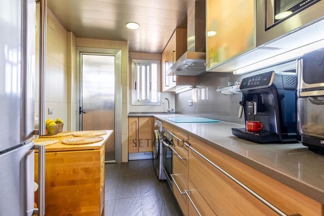 4 sypialnia Penthouse na sprzedaż w El Masnou - 470 000 € (Ref: 9363418)