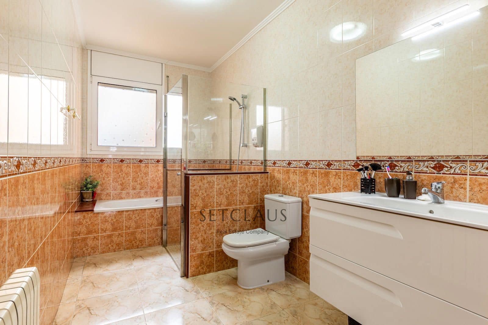 4 makuuhuone Omakotitalo myytävänä paikassa Premia de Mar - 489 000 € (Ref: 9369118)