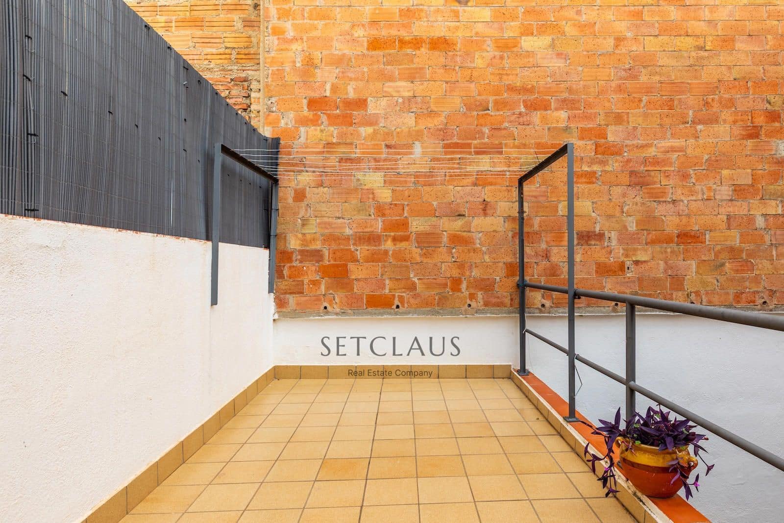 4 makuuhuone Omakotitalo myytävänä paikassa Premia de Mar - 489 000 € (Ref: 9369118)