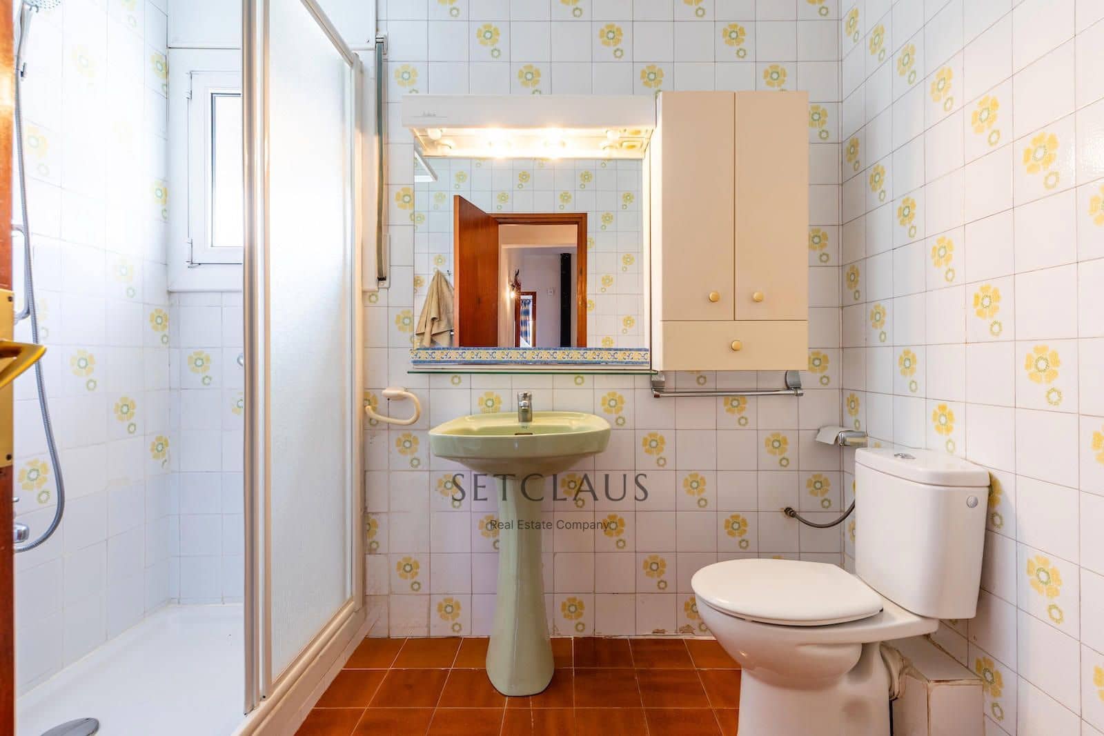 4 bedroom Villa for sale in Alella with garage - € 565,000 (Ref: 9373937)