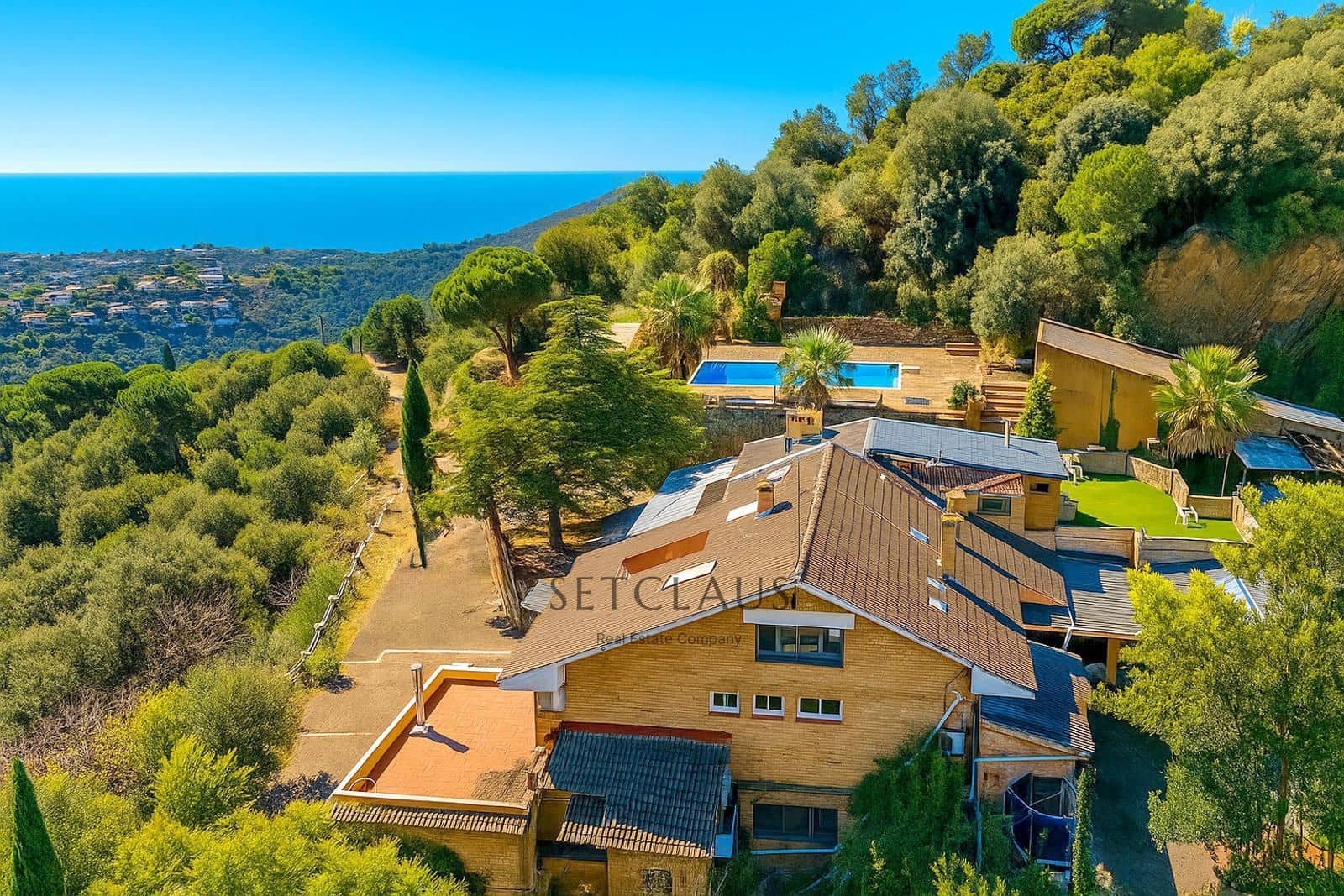 13 soverom Villa til salgs i Alella med svømmebasseng - € 1 600 000 (Ref: 9394037)