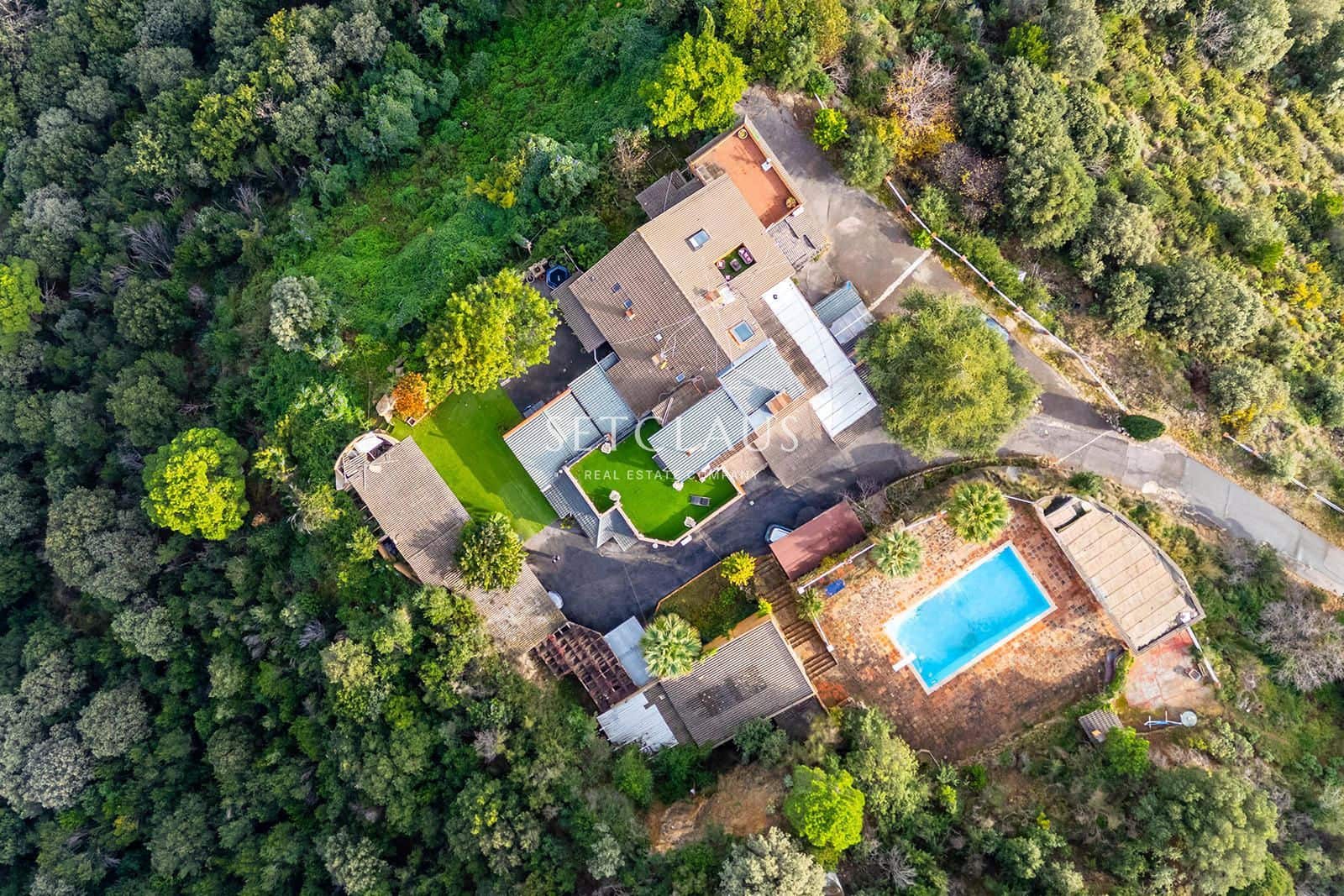 13 quarto Moradia para venda em Alella com piscina - 1 295 000 € (Ref: 9394037)