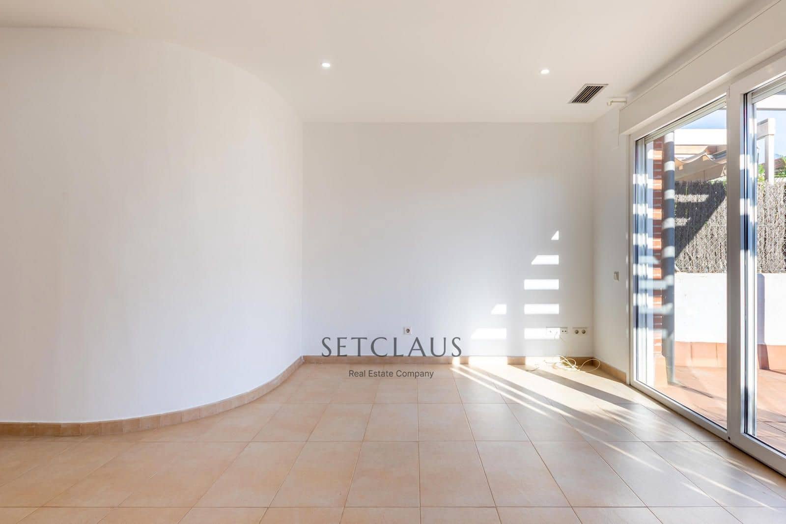 4 soveværelse Byhus til salg i Montgat med garage - € 699.000 (Ref: 9398769)