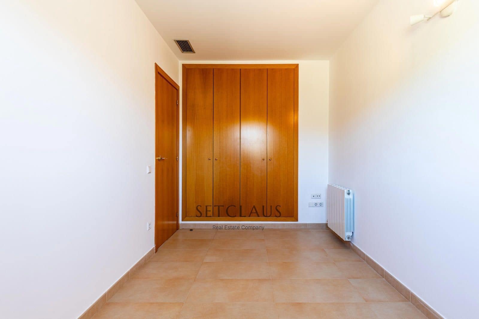 4 soveværelse Byhus til salg i Montgat med garage - € 699.000 (Ref: 9398769)