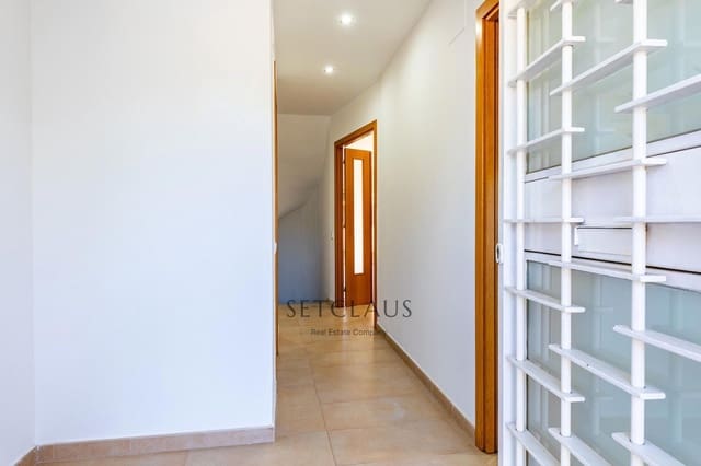 4 soverom Hus til salgs i Montgat med garasje - € 699 000 (Ref: 9398769)