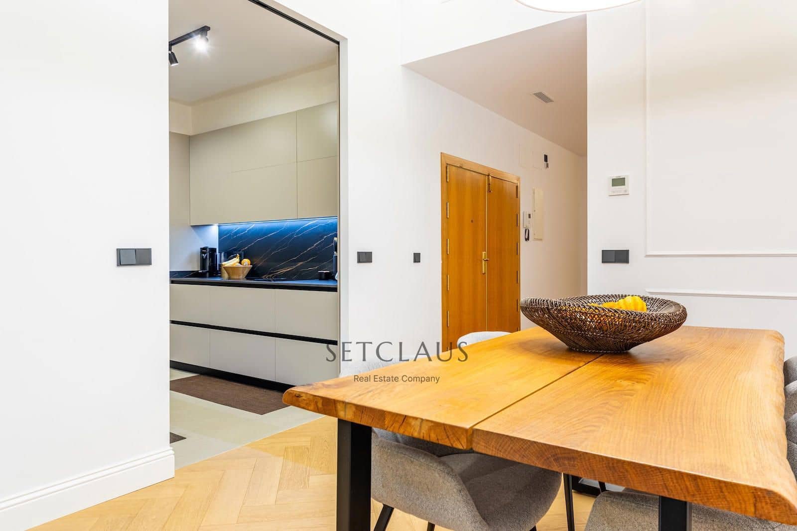 3 makuuhuone Asunto myytävänä paikassa Barcelona kaupunki - 1 660 000 € (Ref: 9400046)