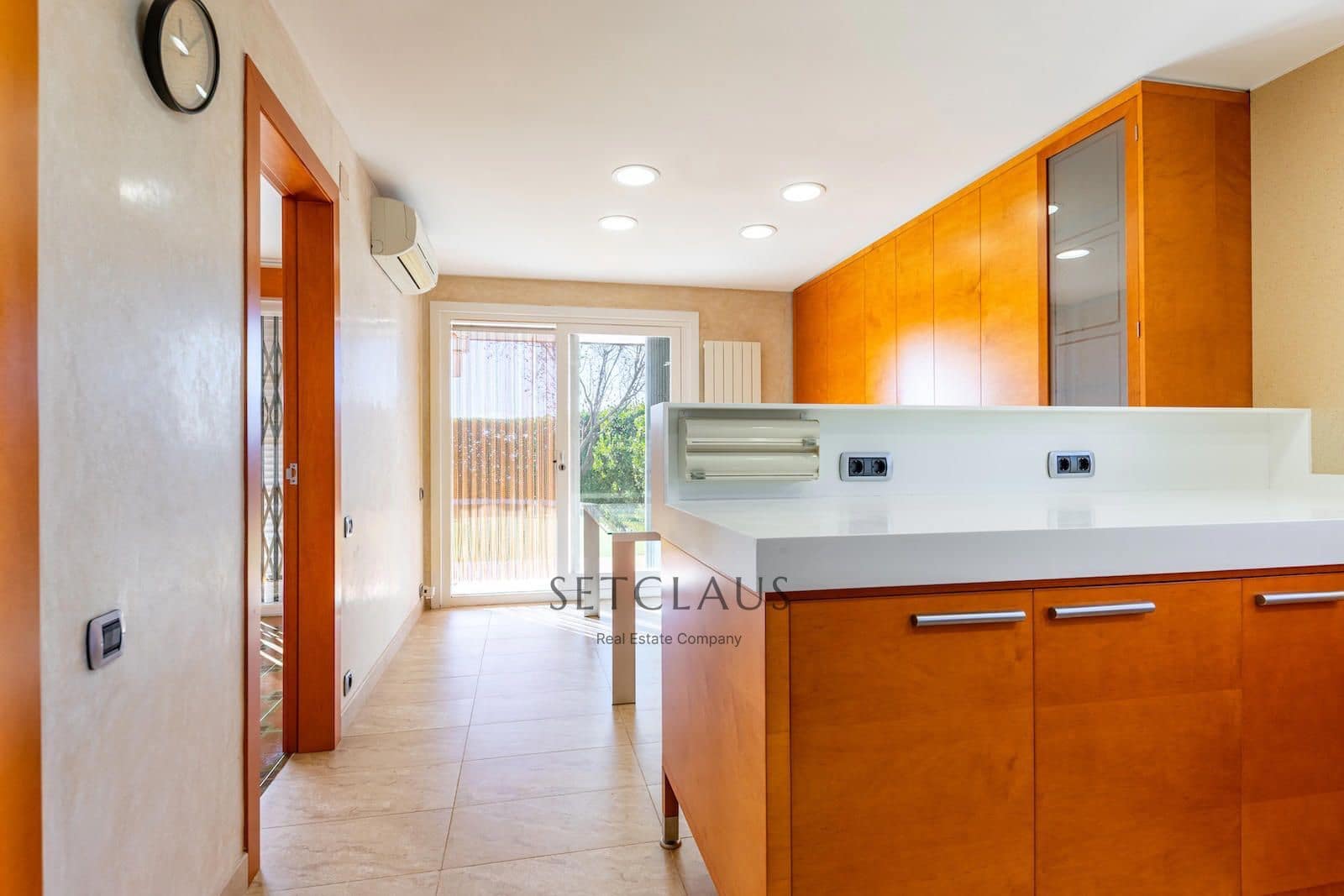 3 bedroom Villa for sale in Mataro with pool garage - € 985,000 (Ref: 9402563)