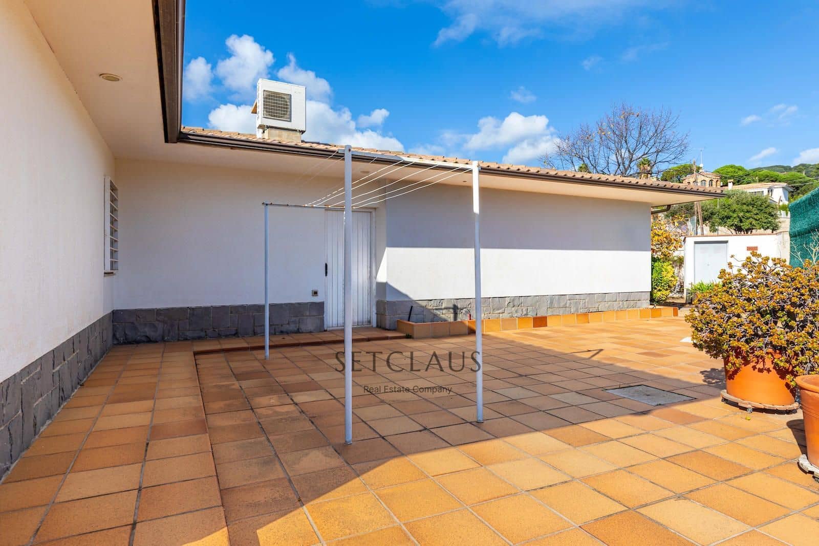 3 bedroom Villa for sale in Mataro with pool garage - € 985,000 (Ref: 9402563)