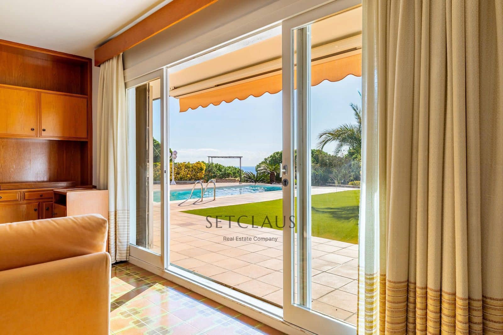 3 bedroom Villa for sale in Mataro with pool garage - € 985,000 (Ref: 9402563)