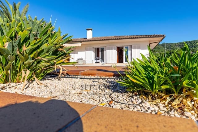3 sypialnia Willa na sprzedaż w Mataró z basenem garażem - 850 000 € (Ref: 9402563)