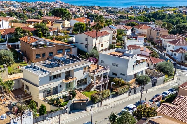 7 soveværelse Villa til salg i Alella med swimmingpool garage - € 1.200.000 (Ref: 9405888)