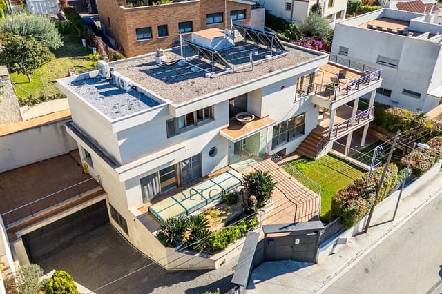 7 soveværelse Villa til salg i Alella med swimmingpool garage - € 1.200.000 (Ref: 9405888)